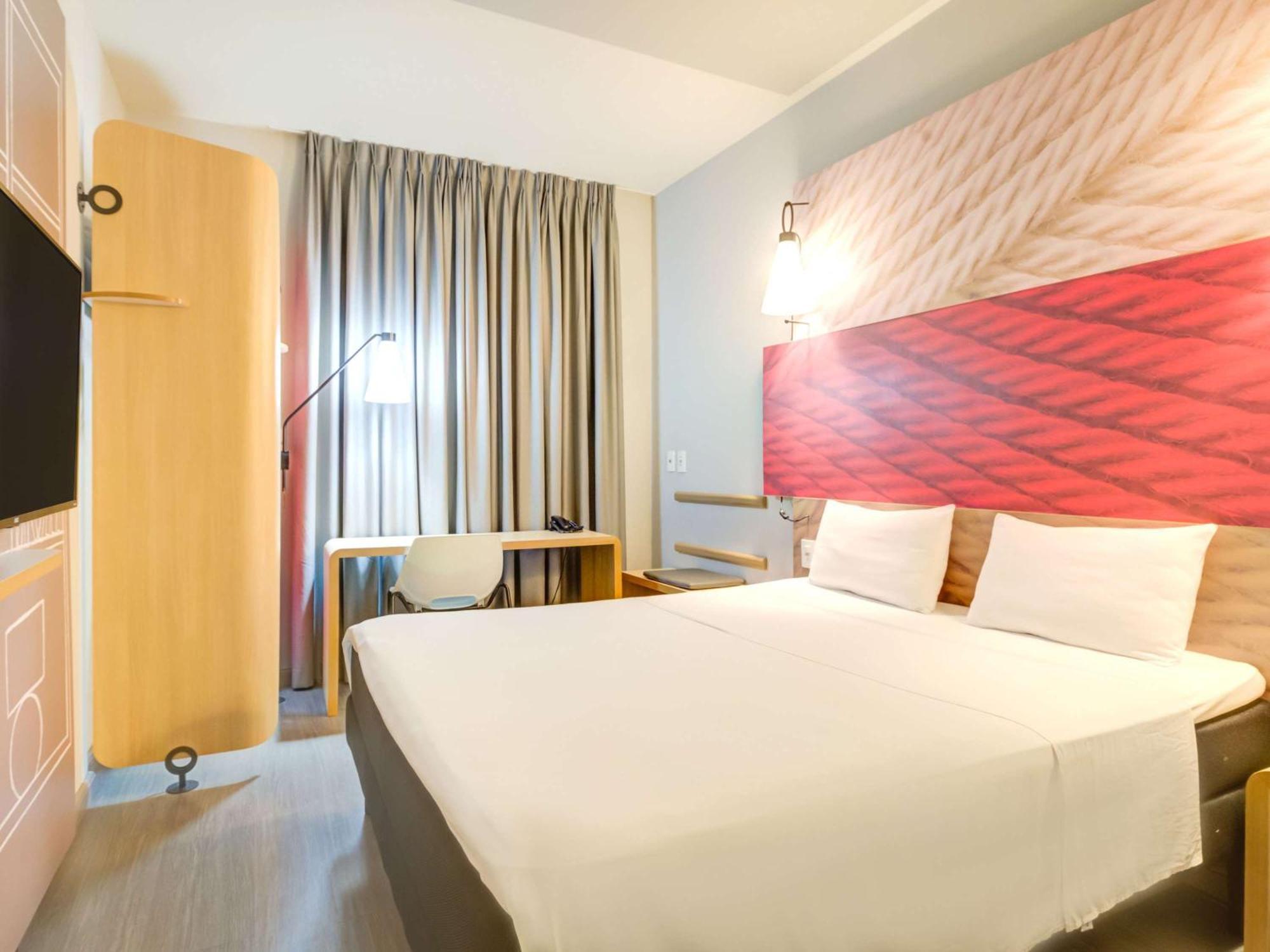 Ibis Paranaguá Exterior foto