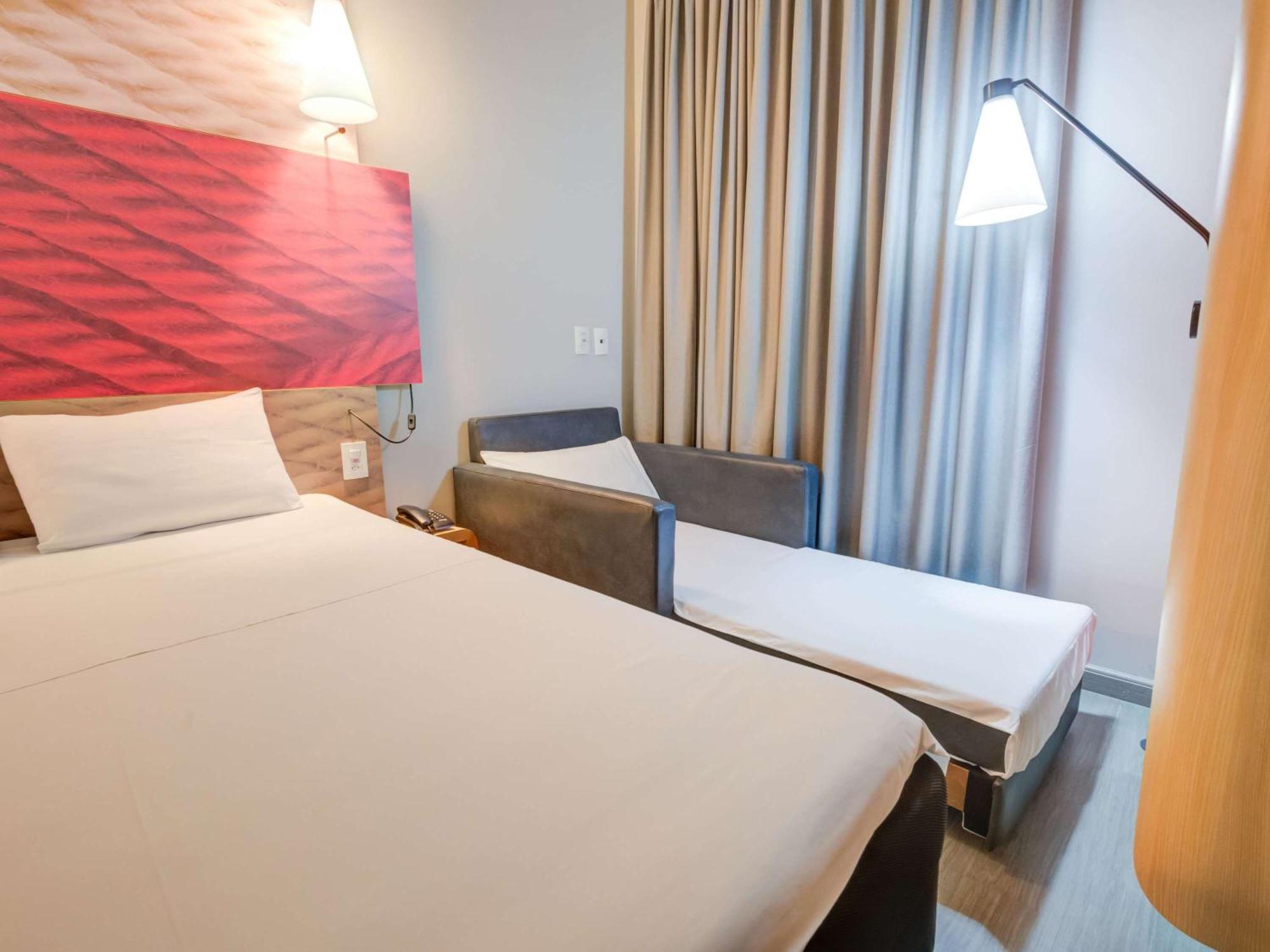Ibis Paranaguá Exterior foto
